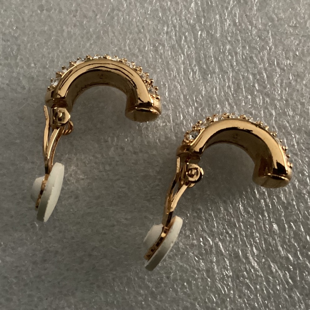 Swarovski Vintage Gold-tone Half Hoop Clip On Earrings - Picture 13 of 14